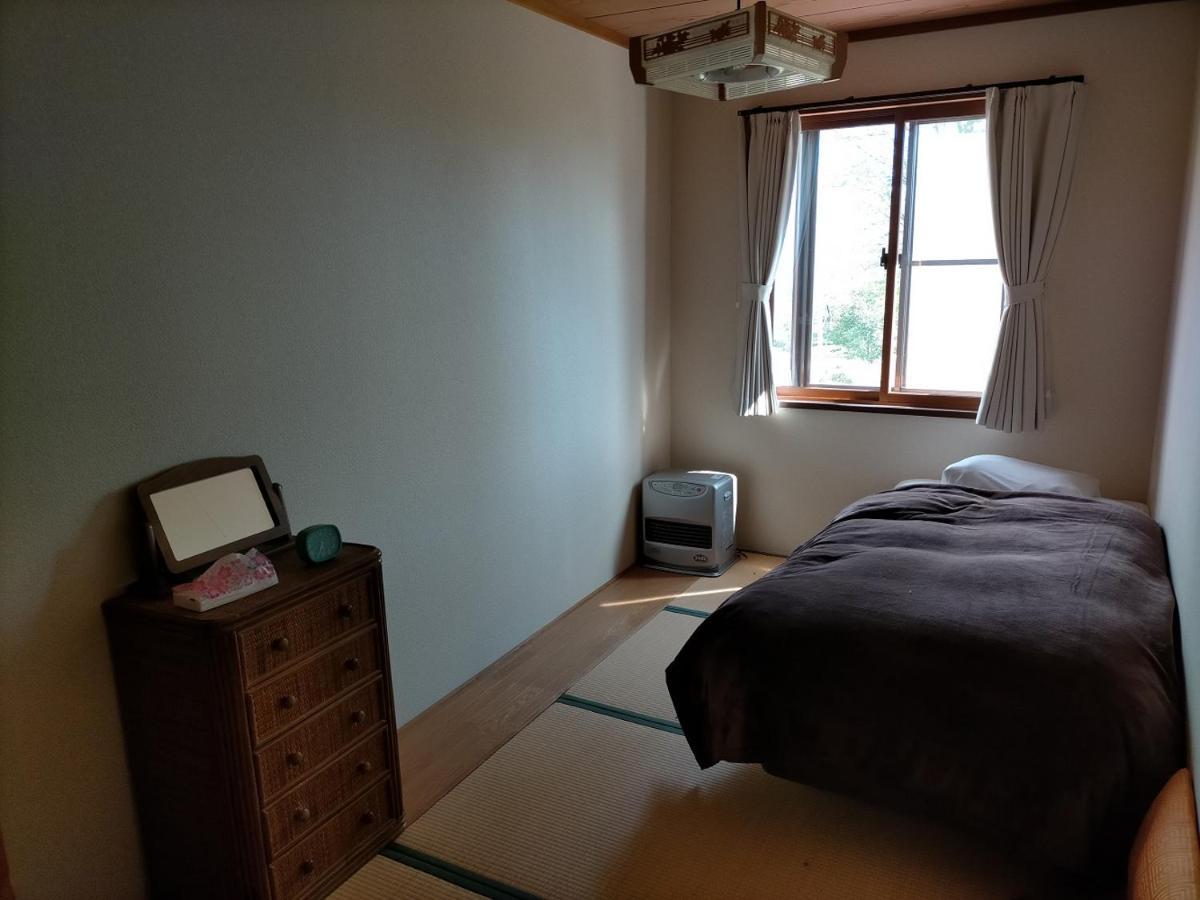 Guesthouse Aozora Blue Sky Myoko Exterior photo